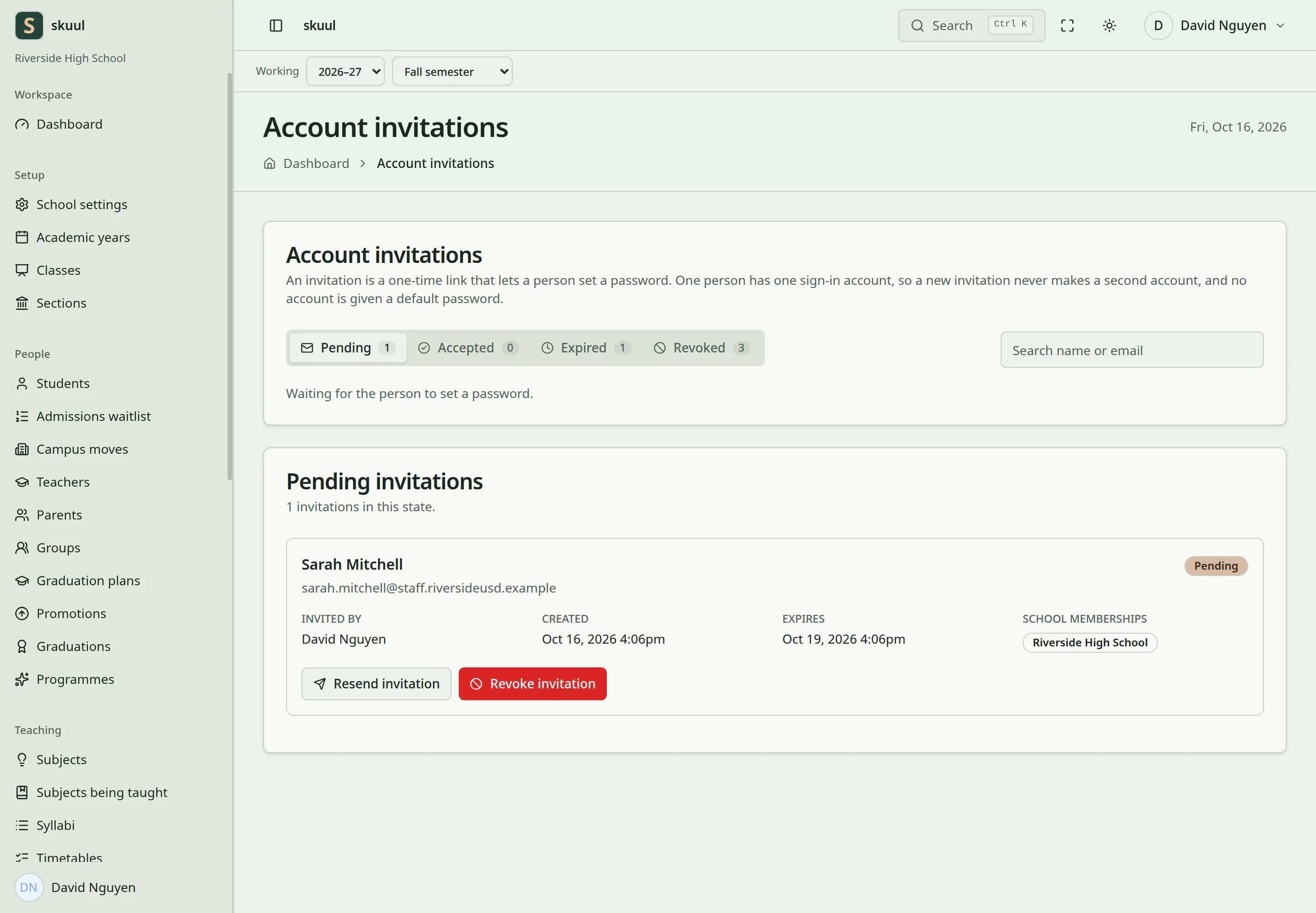 The invitation list shows one pending invitation with its expiry and its resend and revoke actions.